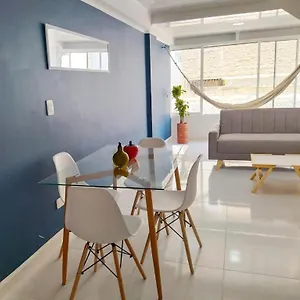 Marbella - En Edificio Frente A La Playa Cerca Al Centro Historico Apartamento